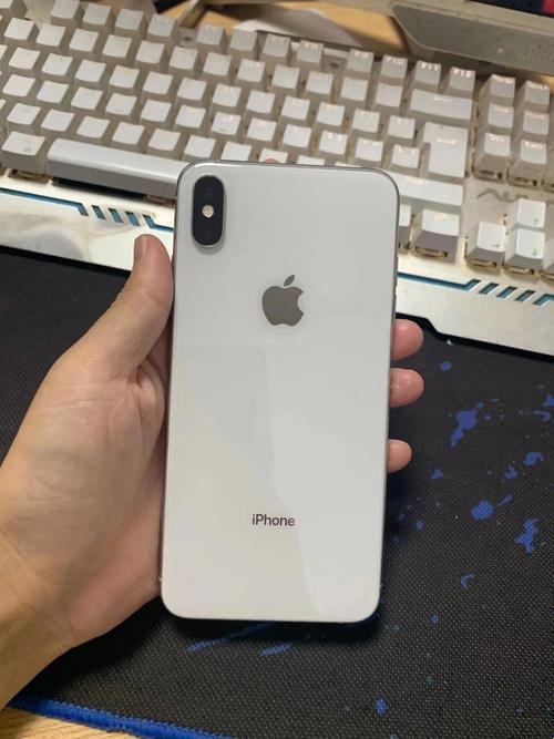 "日本女子图鉴：iPhone XS Max的异域风情"