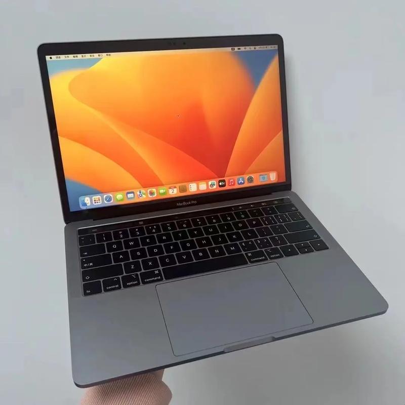 "女性眼球捕捉器：2019款MacBook Pro 13寸i7，惊喜不止一点点"